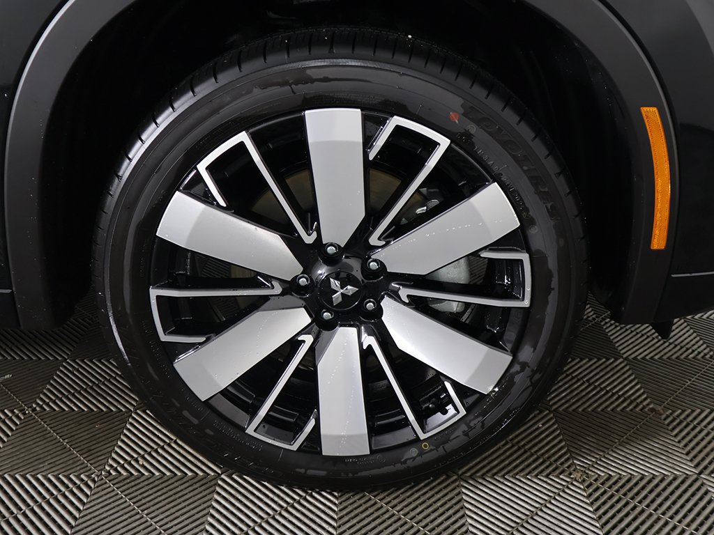 Used 2025 Mitsubishi Outlander SEL AWD/4WD image 25