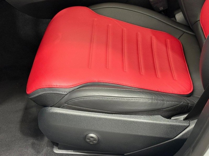 Certified 2024 Mercedes-Benz GLC 43 AMG 4MATIC image 15