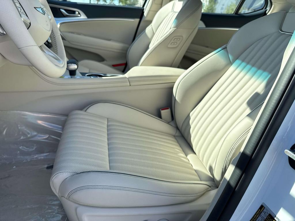 New 2026 Genesis G70 2.5T Prestige image 19