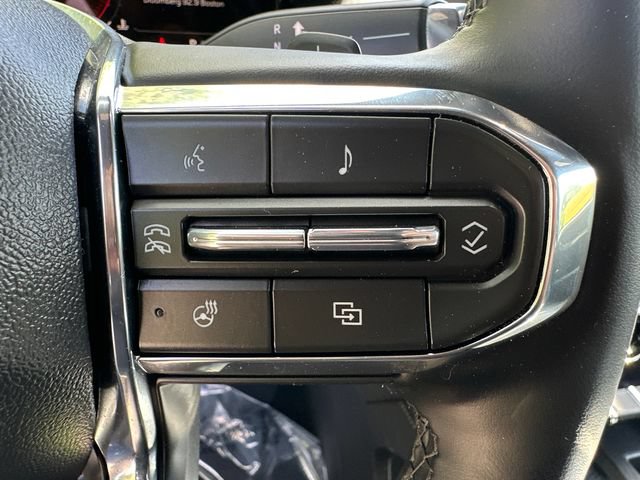 Used 2025 GMC Acadia Elevation AWD/4WD image 35