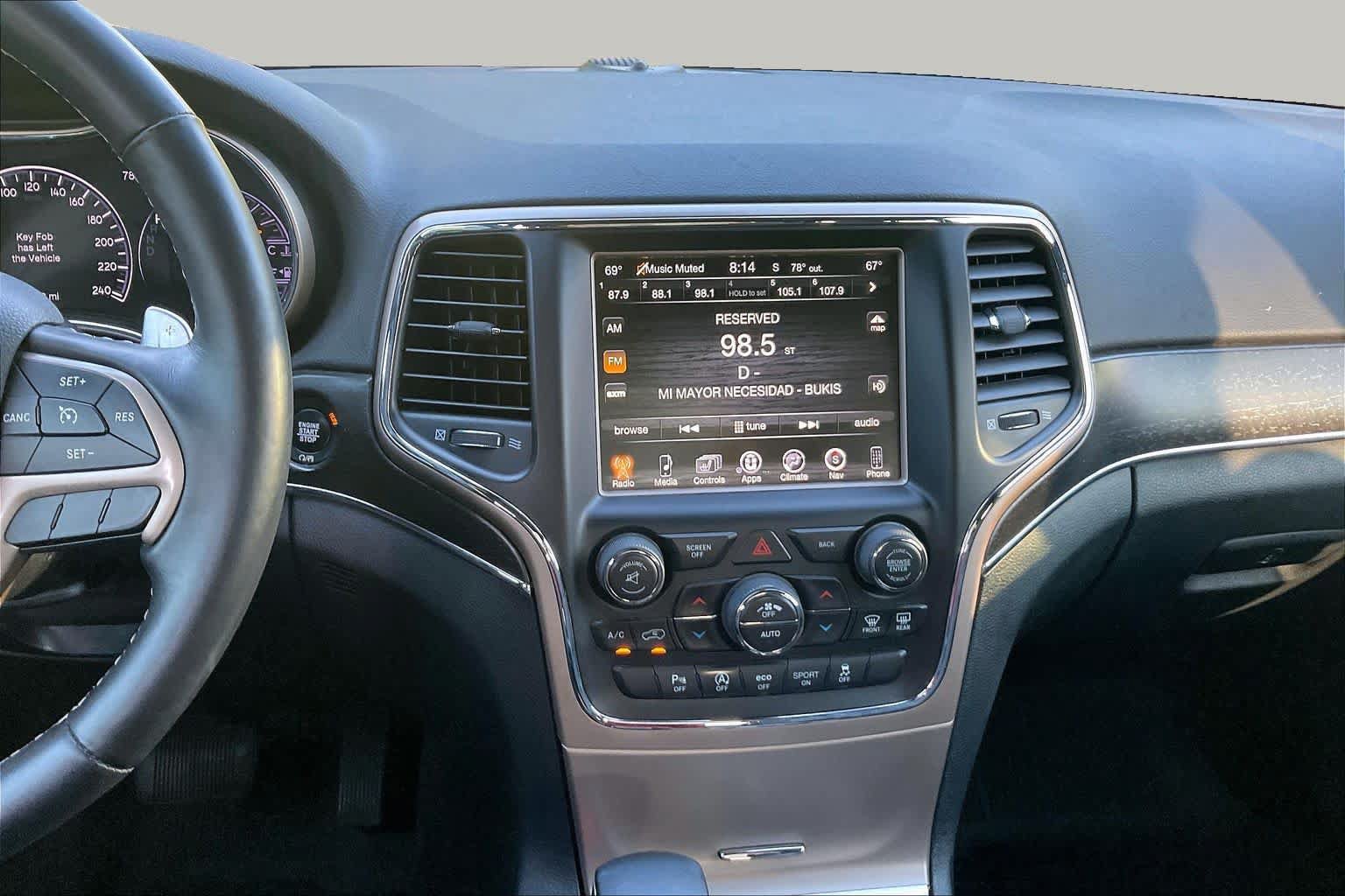 Used 2017 Jeep Grand Cherokee Limited AWD/4WD image 6