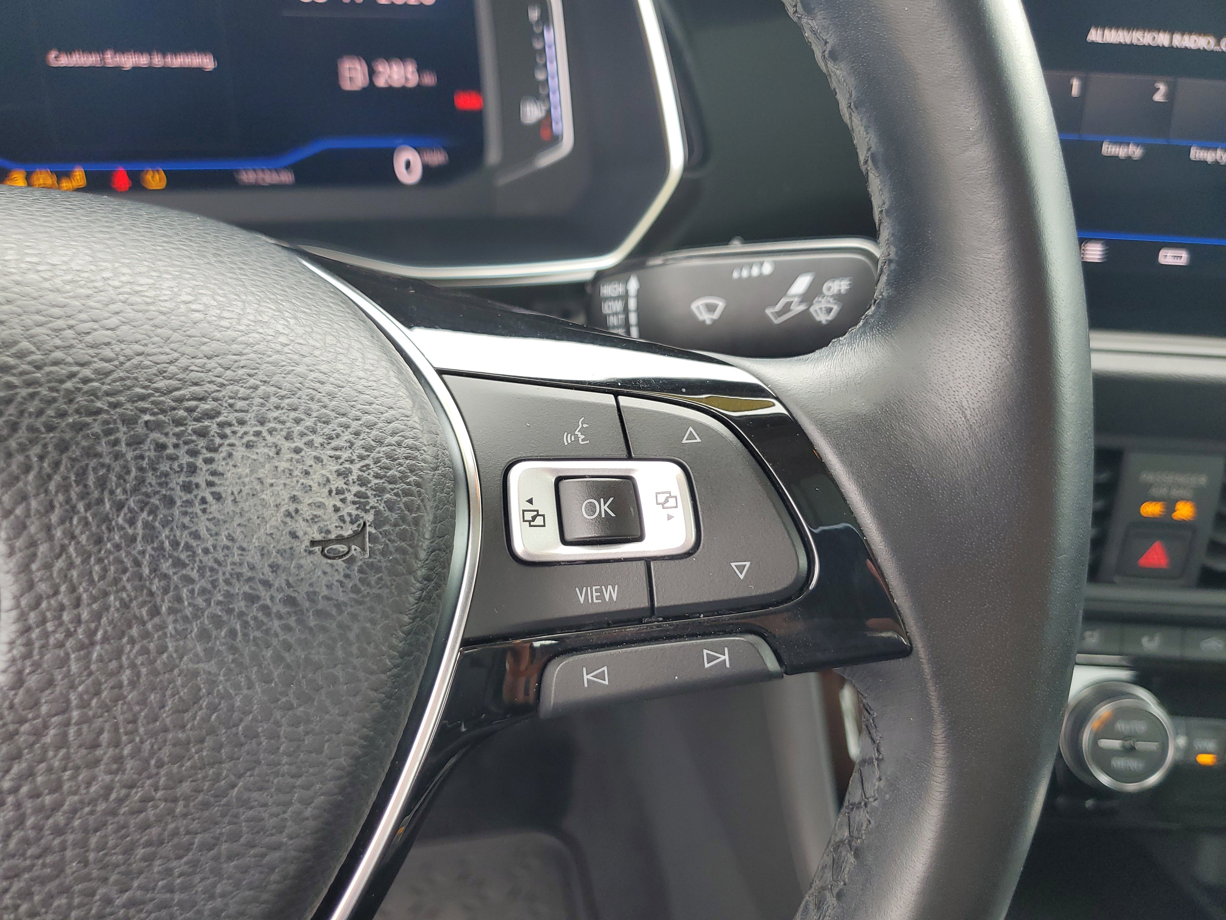 Used 2019 Volkswagen Jetta SEL image 29