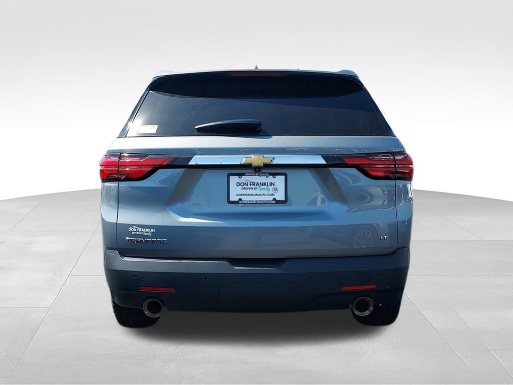 Used 2023 Chevrolet Traverse LT FWD image 7