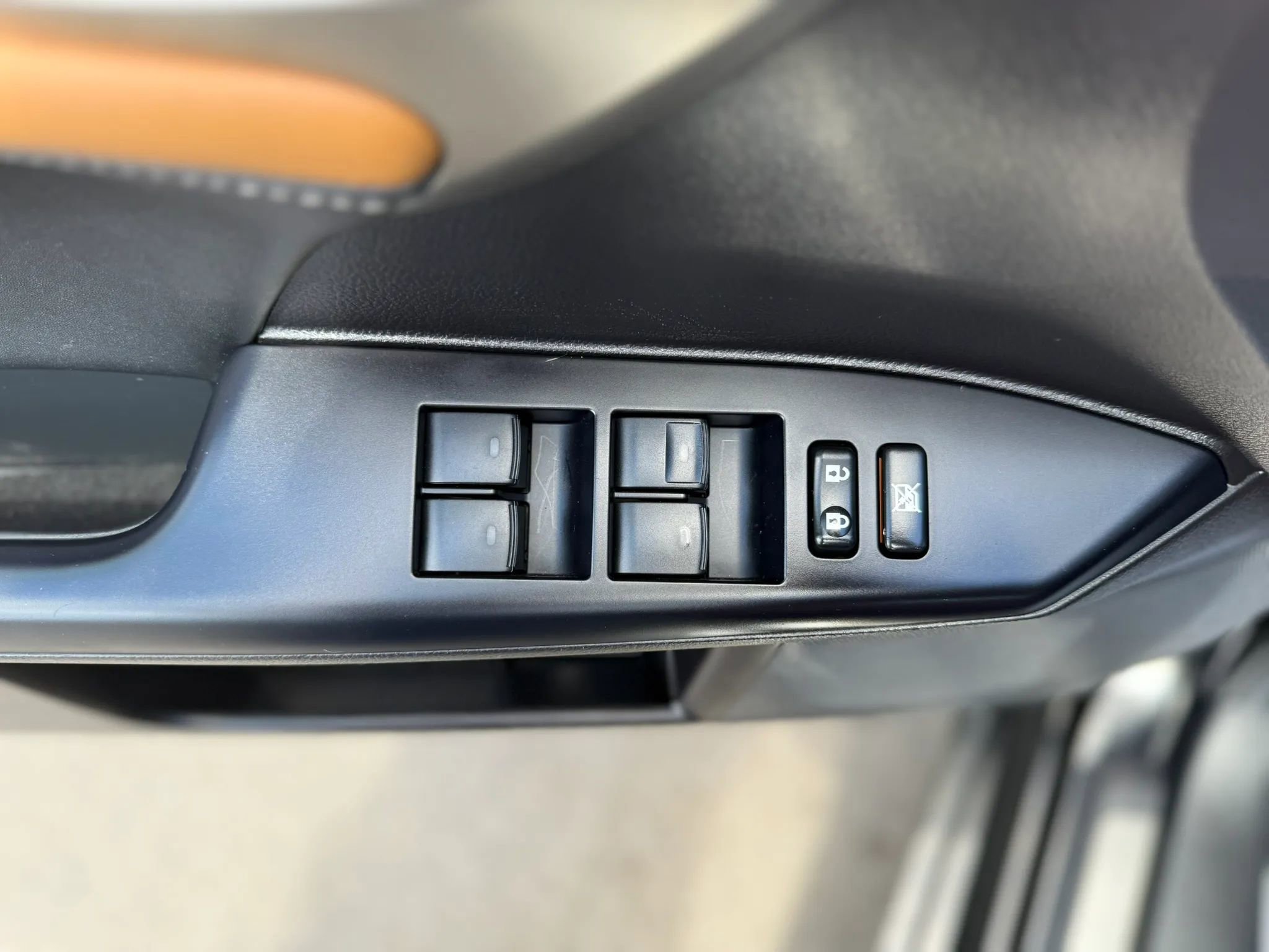 Used 2016 Lexus CT 200h w/ Accessory Package 2 FWD image 25