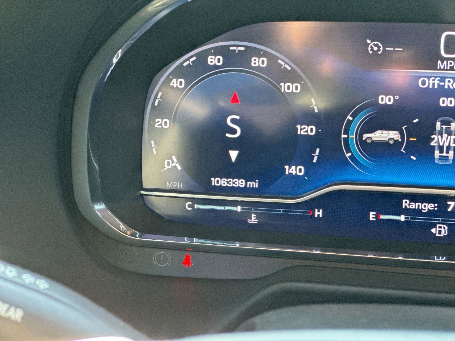 Used 2022 Chevrolet Tahoe Z71 w/ Off-Road Capability Package image 33