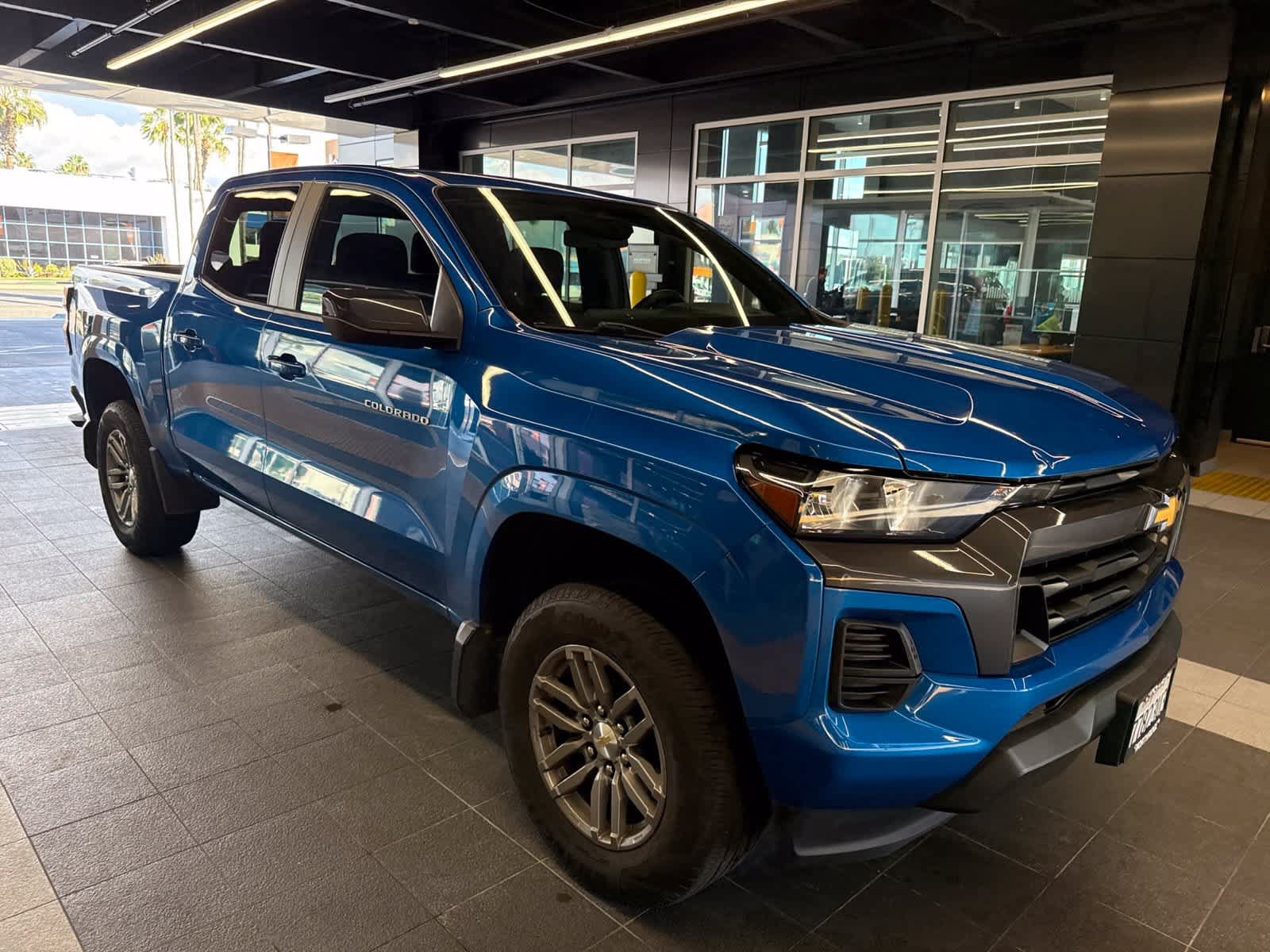 Used 2023 Chevrolet Colorado LT w/ LPO, Pro Essentials Package RWD image 9