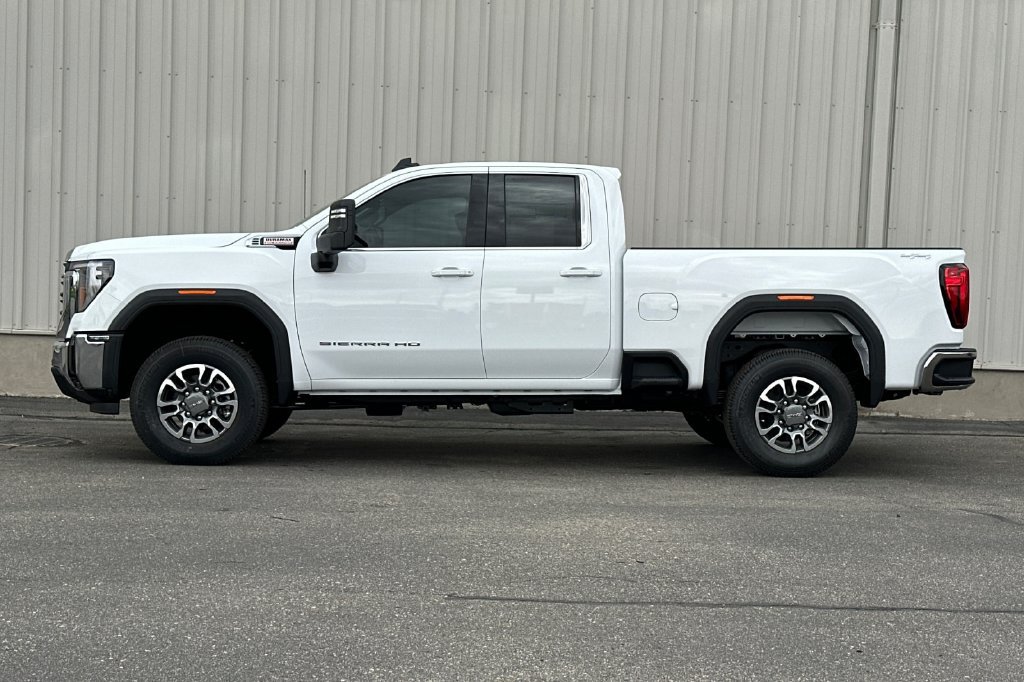 New 2026 GMC Sierra 2500 SLE w/ Preferred Package AWD/4WD image 14