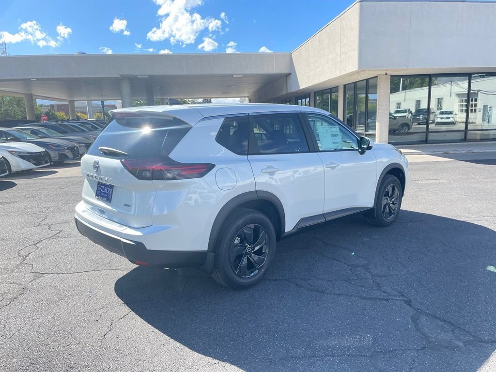 New 2026 Nissan Rogue SV AWD/4WD image 5