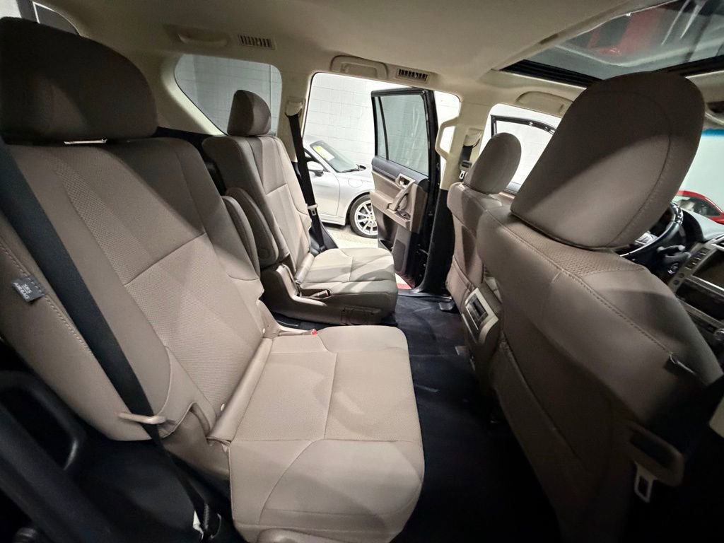 Used 2020 Lexus GX 460 Premium AWD/4WD image 27