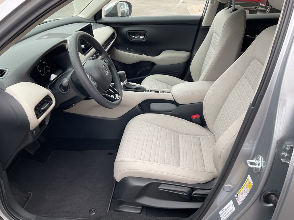 New 2026 Honda HR-V LX image 10