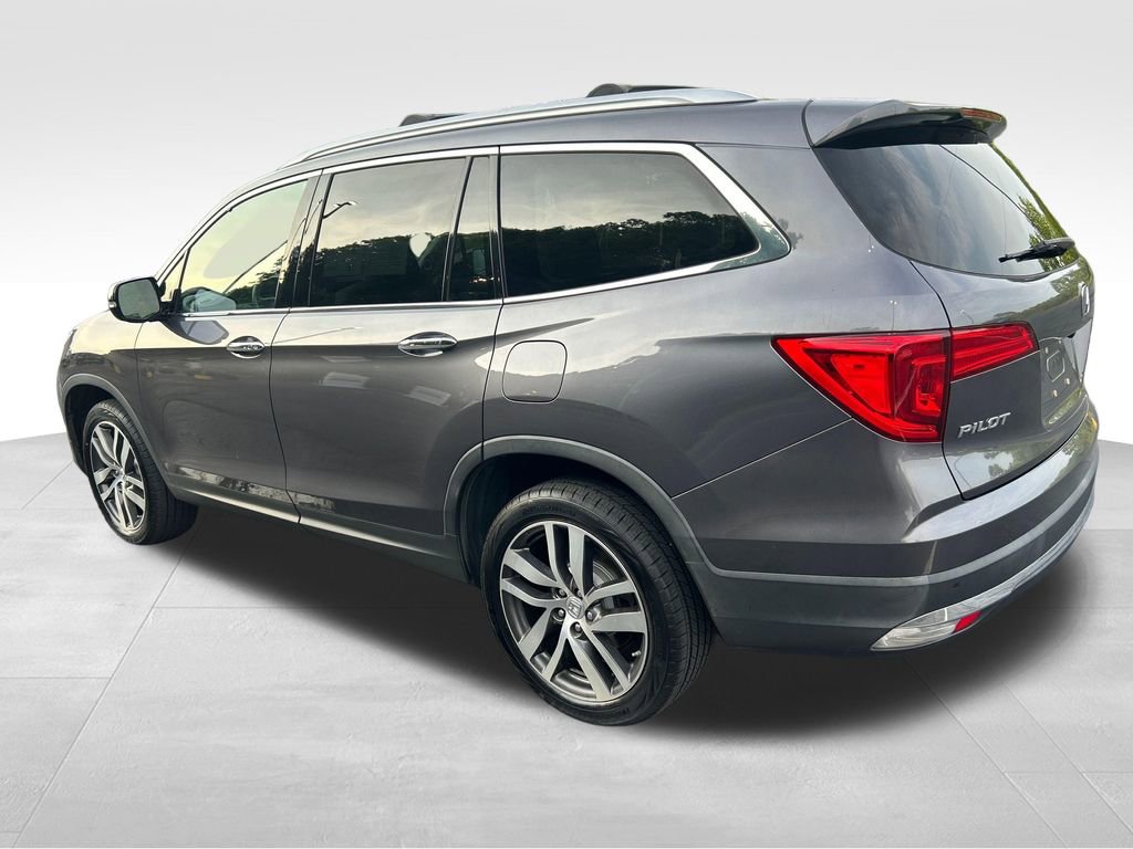 Used 2017 Honda Pilot Elite image 3