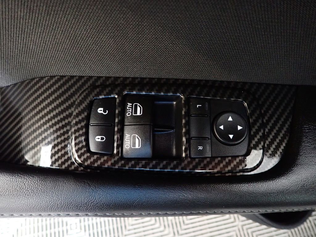 Used 2016 Dodge Challenger R/T RWD image 16
