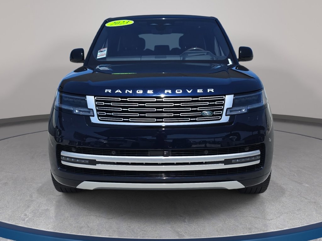 Certified 2023 Land Rover Range Rover Autobiography AWD/4WD image 2