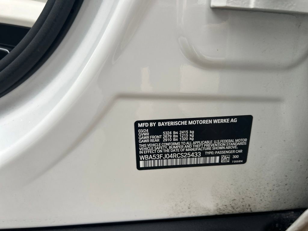 Used 2024 BMW 530i xDrive w/ Premium Package image 31