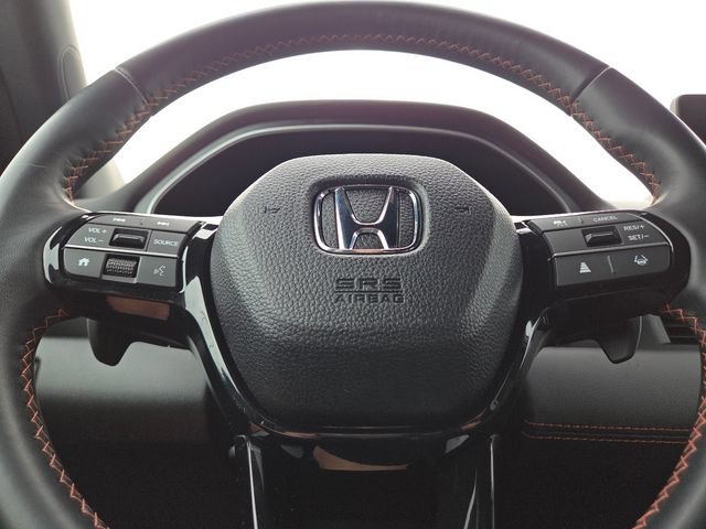 Used 2025 Honda Pilot Sport image 25