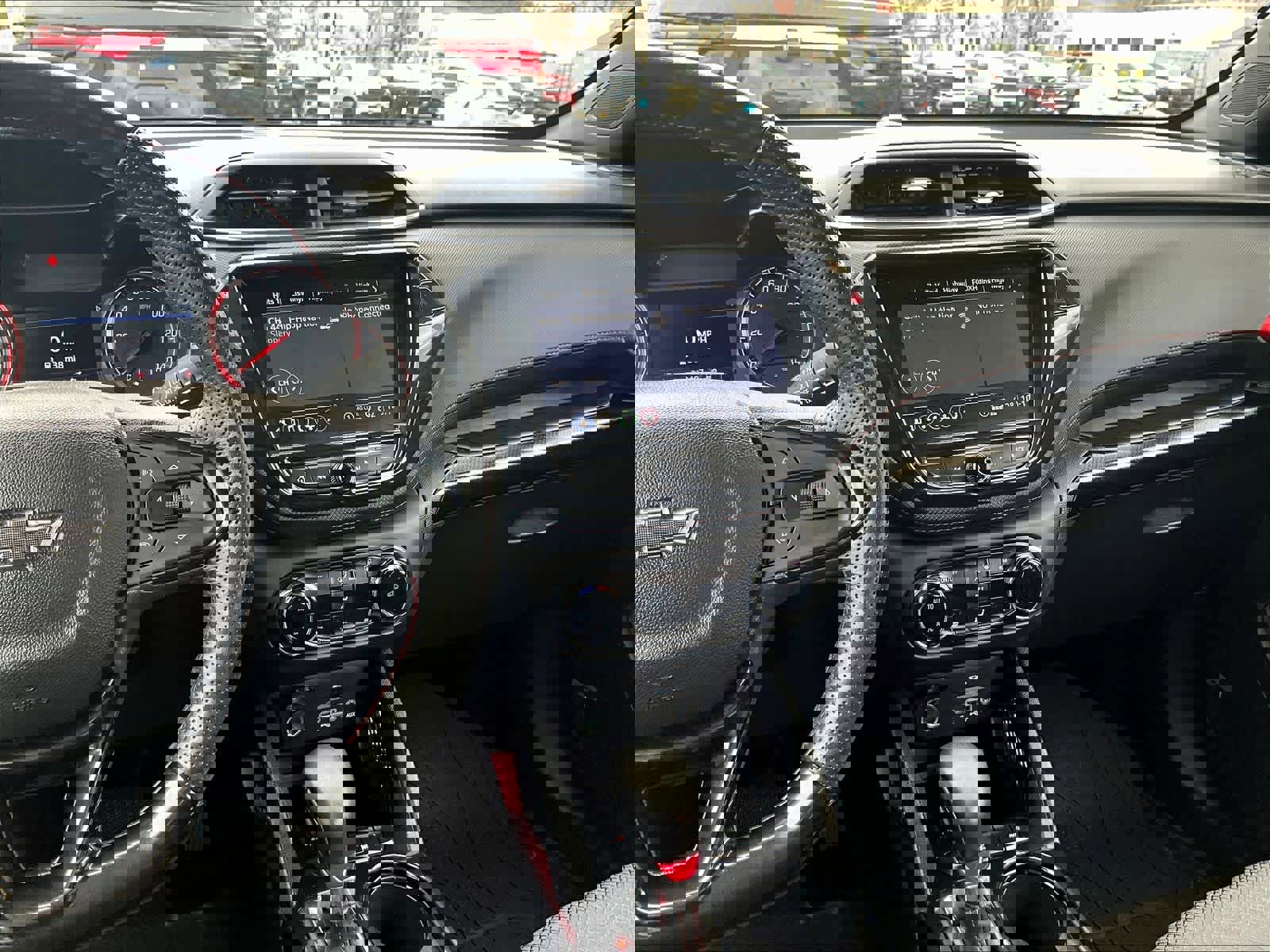 Used 2023 Chevrolet TrailBlazer RS w/ Technology Package AWD/4WD image 18