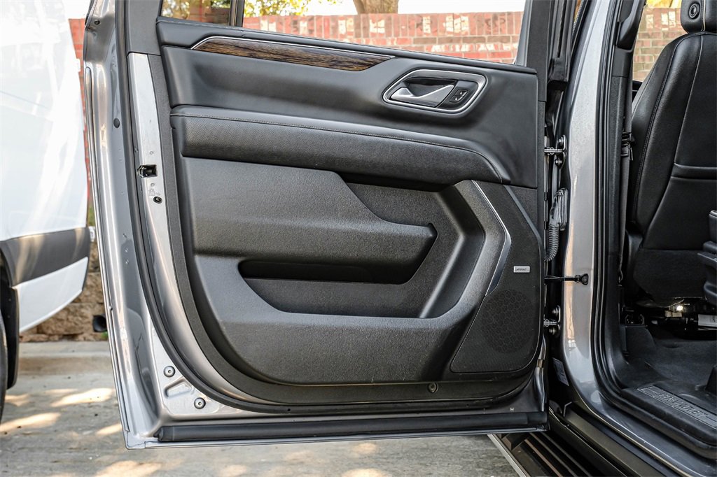 Used 2021 Chevrolet Suburban Premier w/ Premium Package image 52
