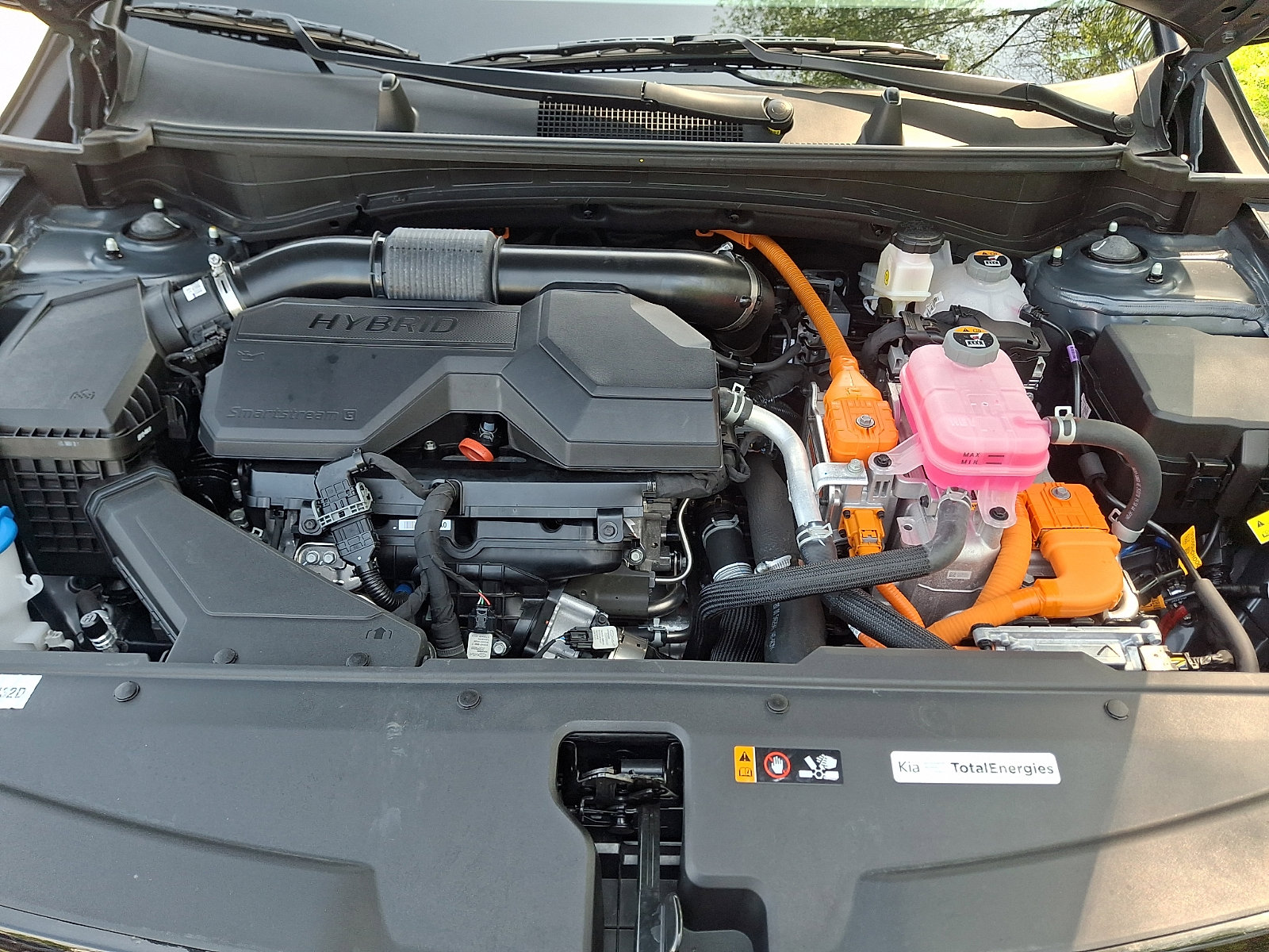 Certified 2025 Kia Sportage EX AWD/4WD image 29