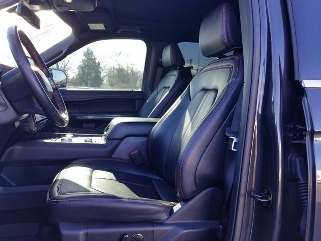 Used 2023 Ford Expedition Max Limited image 12