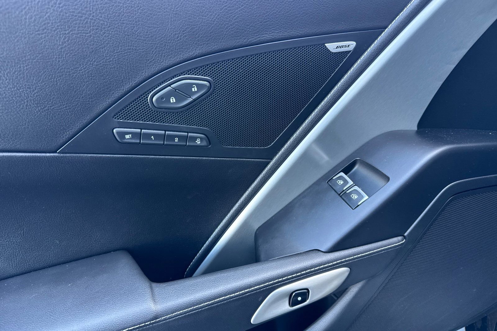 Used 2018 Chevrolet Corvette Z06 RWD image 12