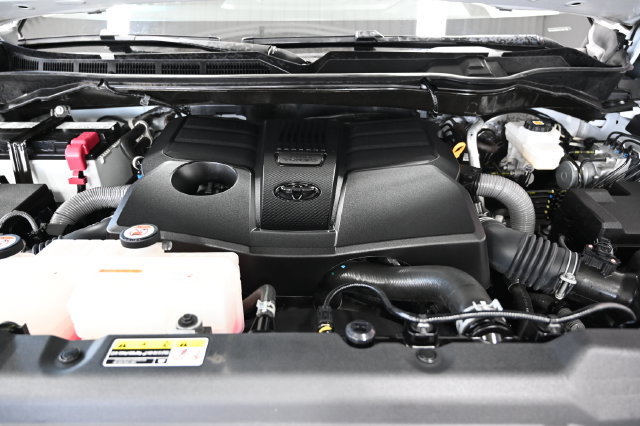 Used 2023 Toyota Tundra SR5 w/ SR5 Convenience Package AWD/4WD image 34