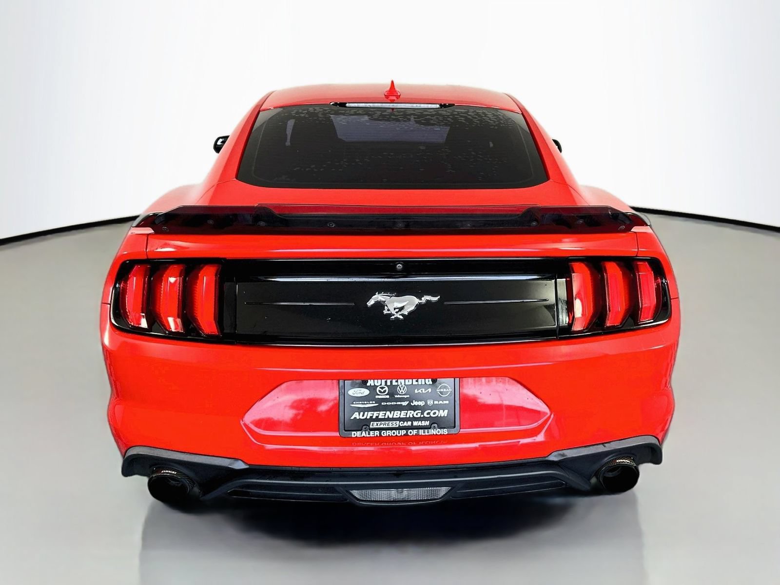 Used 2020 Ford Mustang Coupe RWD image 6