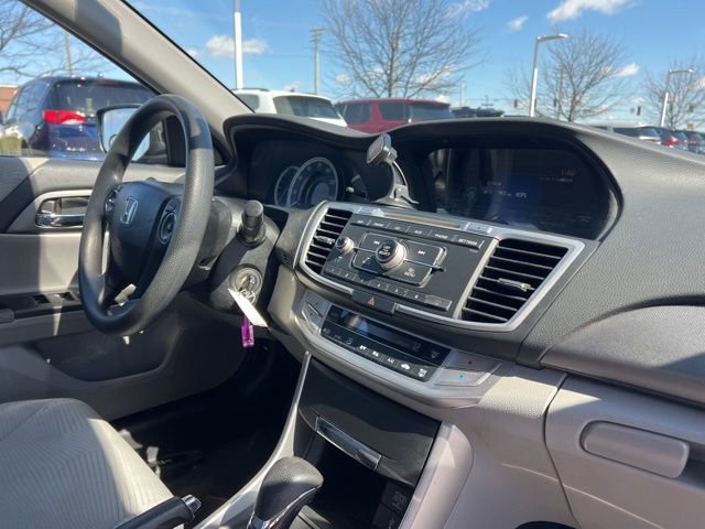 Used 2014 Honda Accord LX image 30