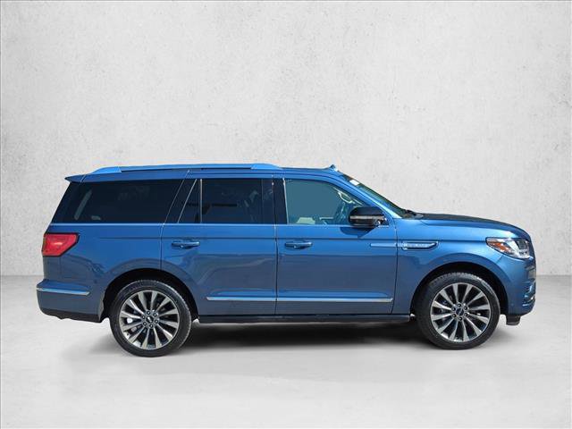 Used 2020 Lincoln Navigator Reserve image 4