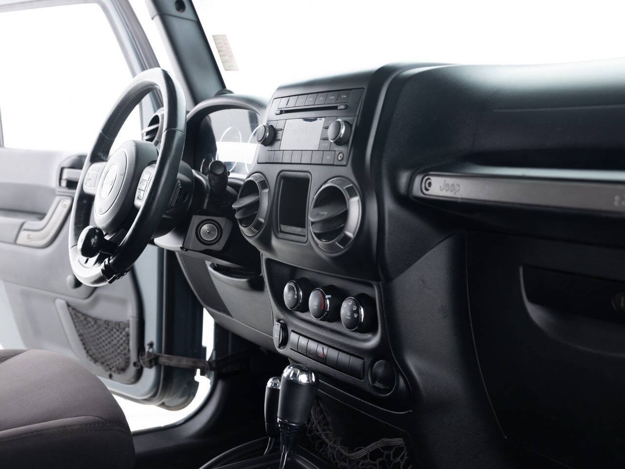 Used 2014 Jeep Wrangler Sport w/ Quick Order Package 24S AWD/4WD image 30