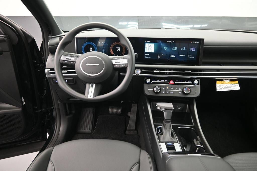 New 2027 Hyundai Santa Cruz SE AWD/4WD image 11