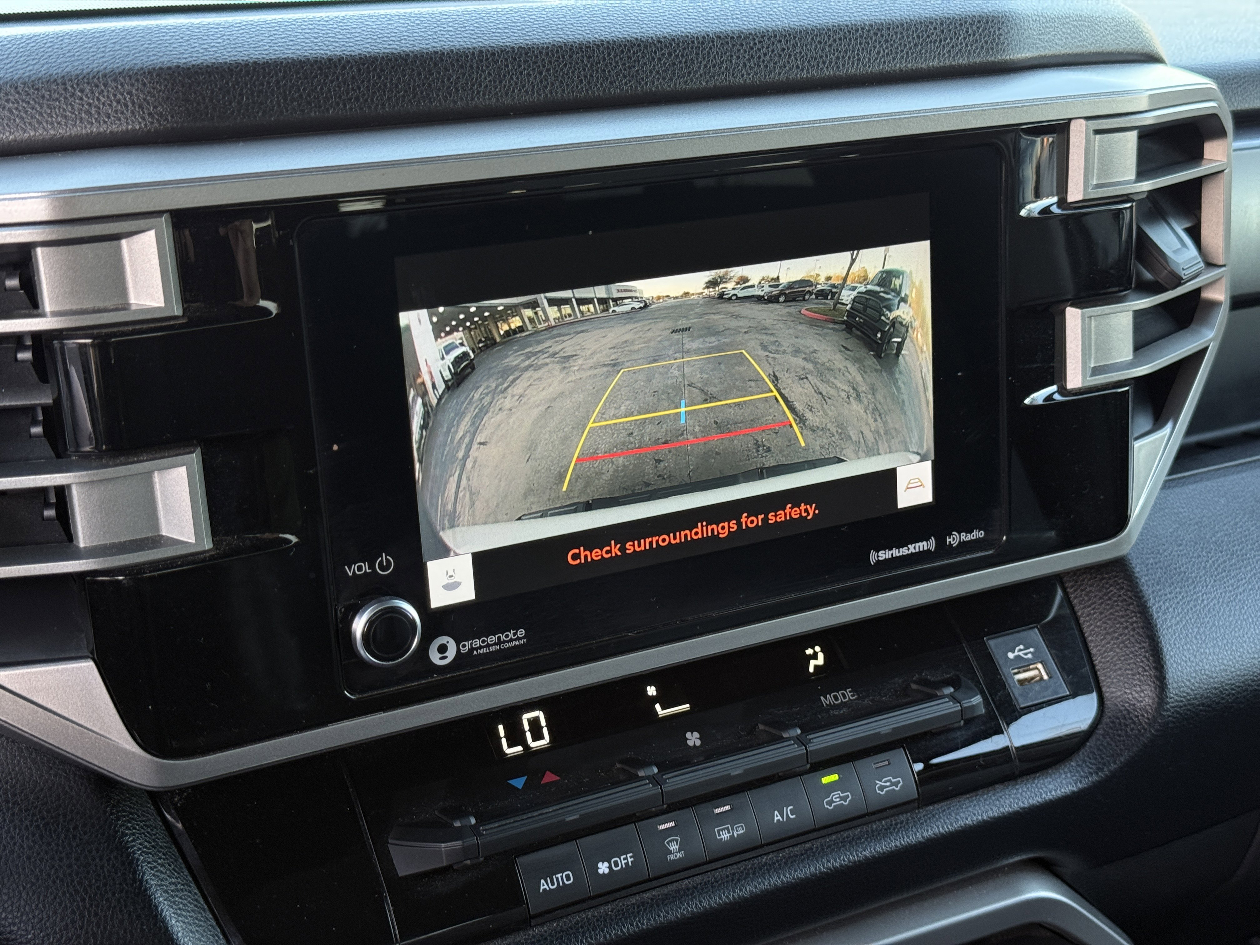 Used 2022 Toyota Tundra SR5 w/ SR5 Convenience Package image 26