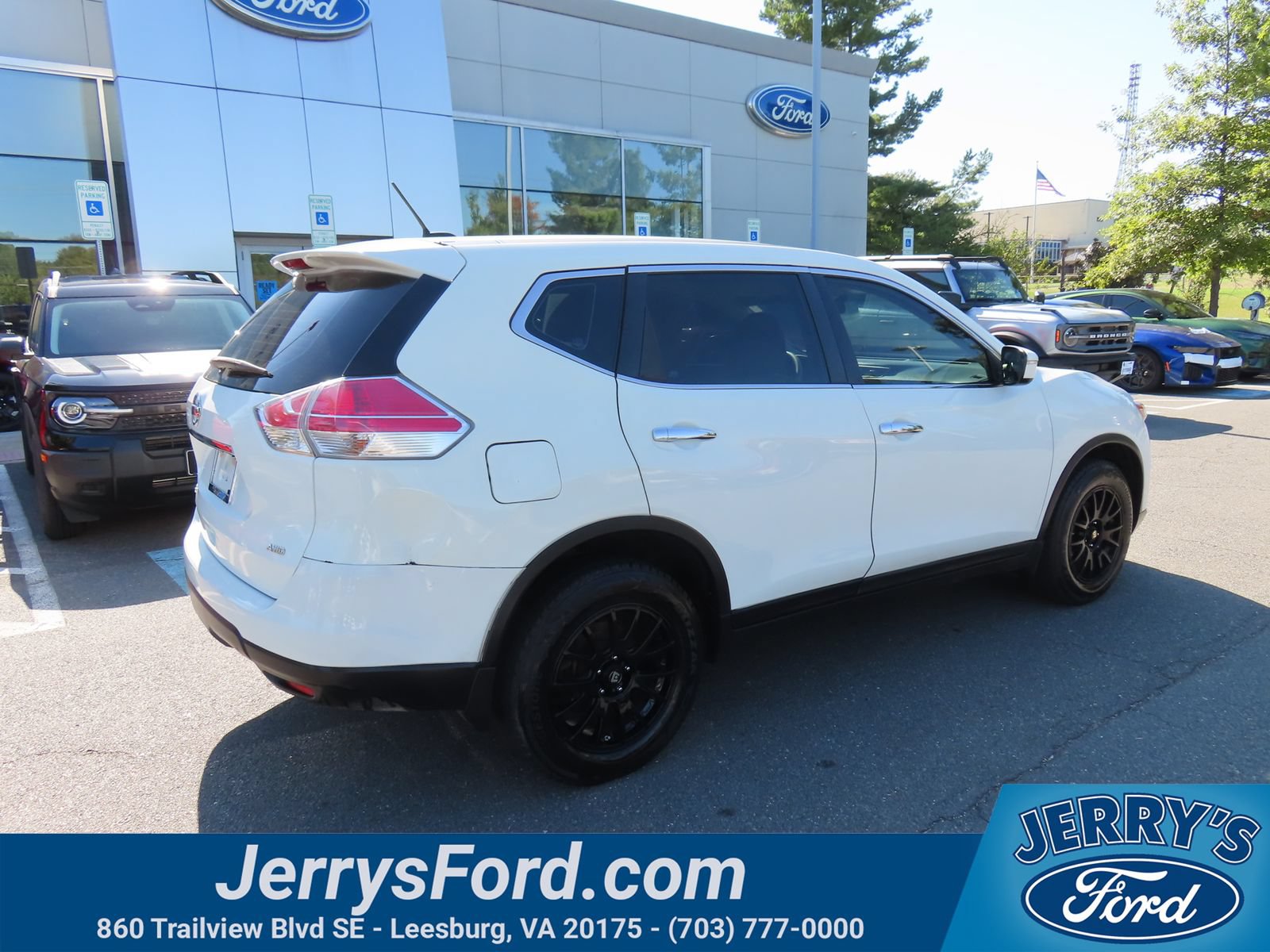 Used 2015 Nissan Rogue S AWD/4WD image 5