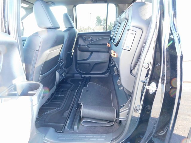 New 2026 Honda Ridgeline Black Edition image 28