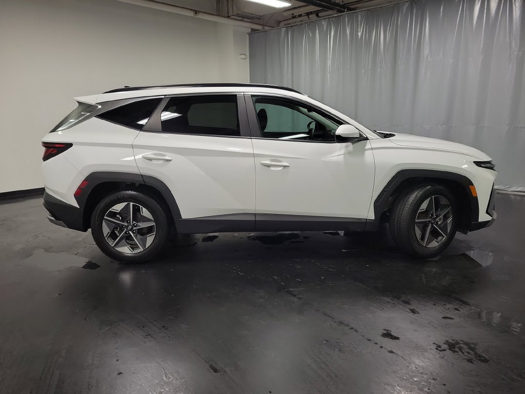 Used 2025 Hyundai Tucson SEL FWD image 9
