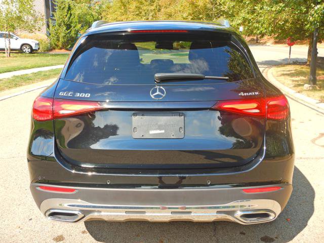 Used 2024 Mercedes-Benz GLC 300 4MATIC image 6