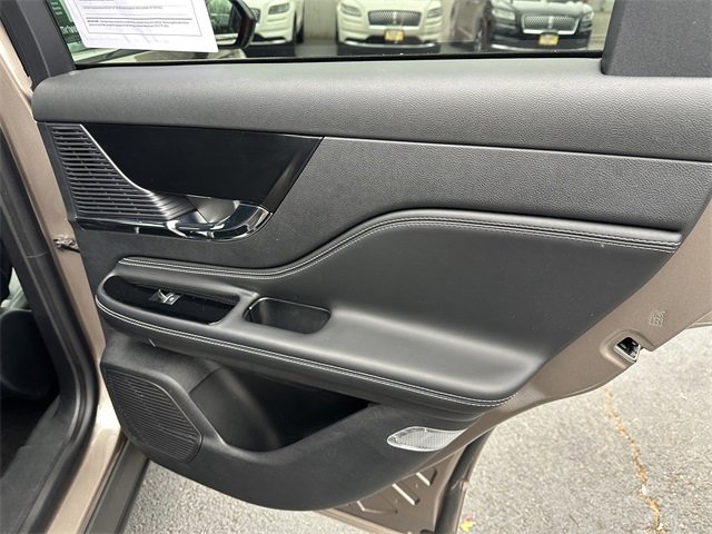 Used 2020 Lincoln Corsair AWD w/ Equipment Group 101A image 39