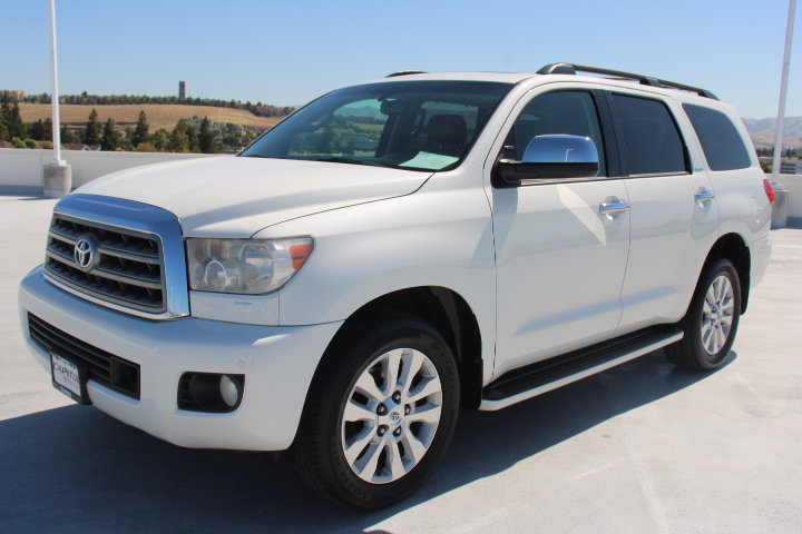 Used 2017 Toyota Sequoia Platinum RWD image 7