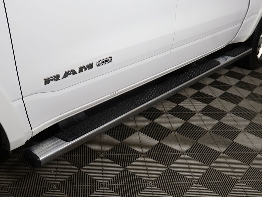 Used 2022 RAM 1500 Limited w/ Body-Colour Bumper Group AWD/4WD image 14
