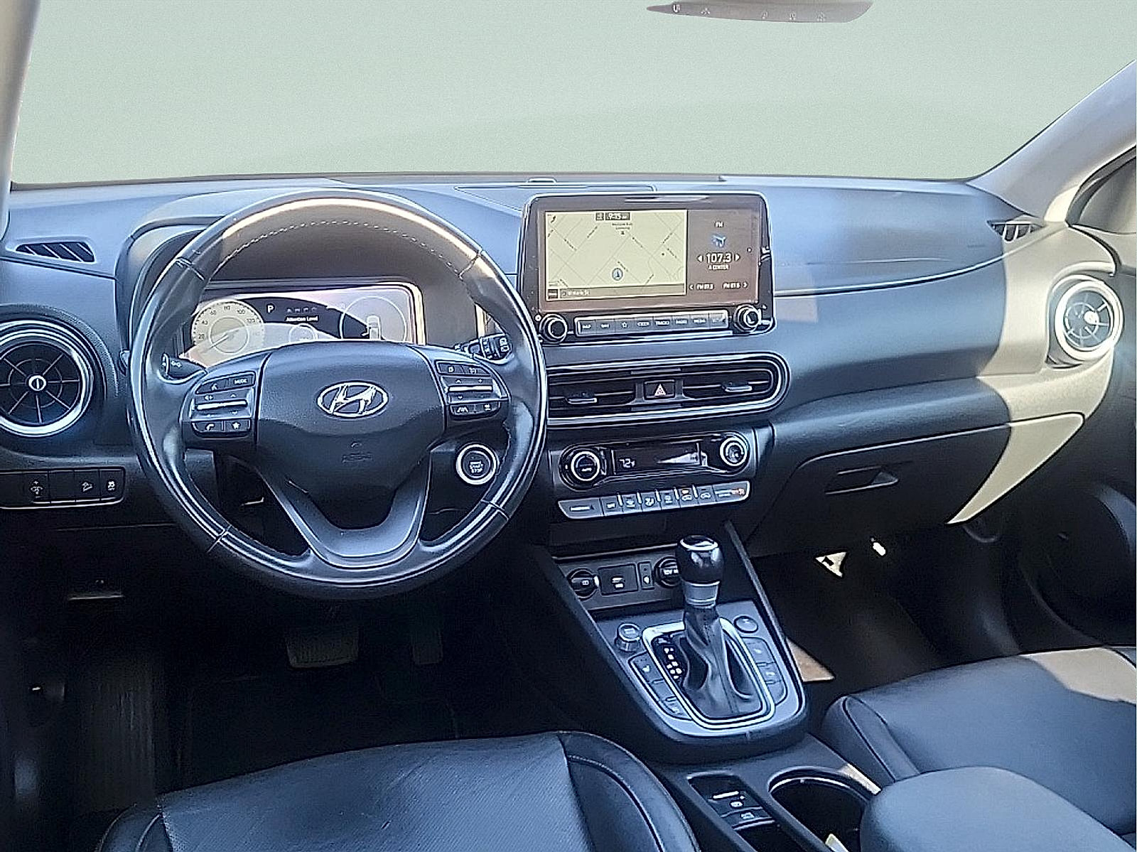 Used 2022 Hyundai Kona Limited w/ Cargo Package AWD/4WD image 16