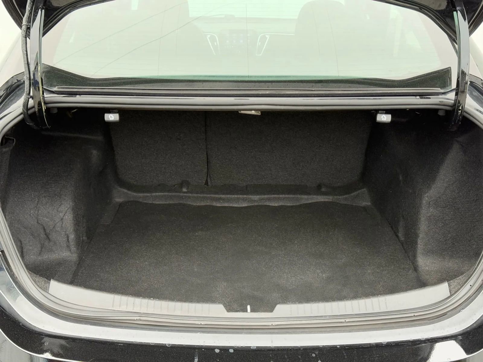 Used 2021 Chevrolet Malibu LT w/ Midnight Edition image 14