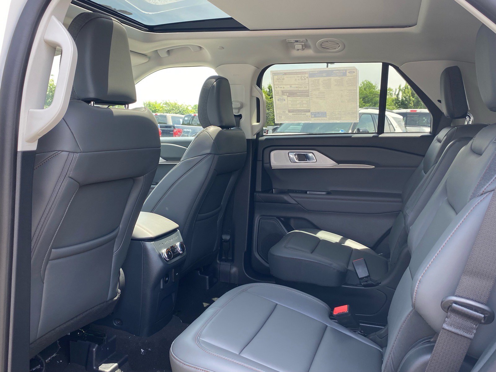 New 2026 Ford Explorer Active w/ Active Comfort Package AWD/4WD image 14