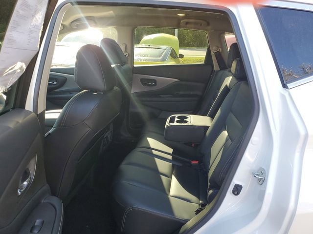 Certified 2024 Nissan Murano SV w/ SV Midnight Edition Package image 9