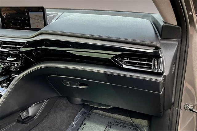 Used 2023 Acura MDX SH-AWD w/ Advance Package image 26