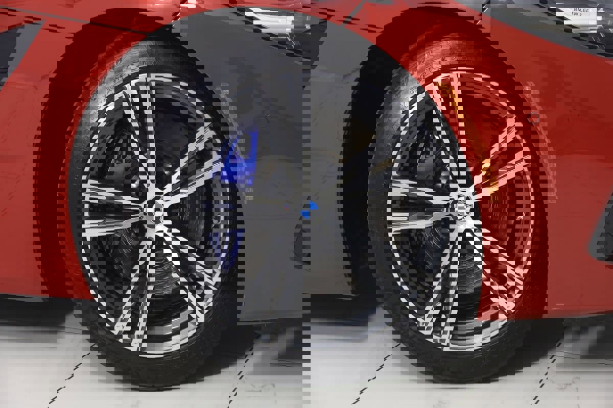 Used 2022 BMW Z4 M40i w/ Premium Package image 16