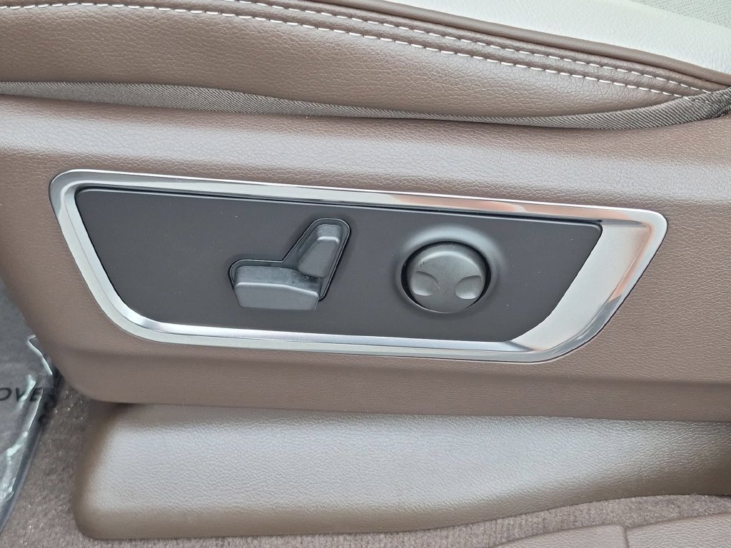 New 2027 RAM 1500 Laramie AWD/4WD image 12