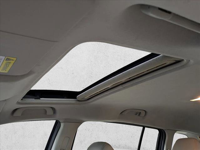 Used 2012 MAZDA MAZDA5 Grand Touring image 16