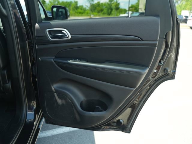 Used 2019 Jeep Grand Cherokee Altitude AWD/4WD image 24