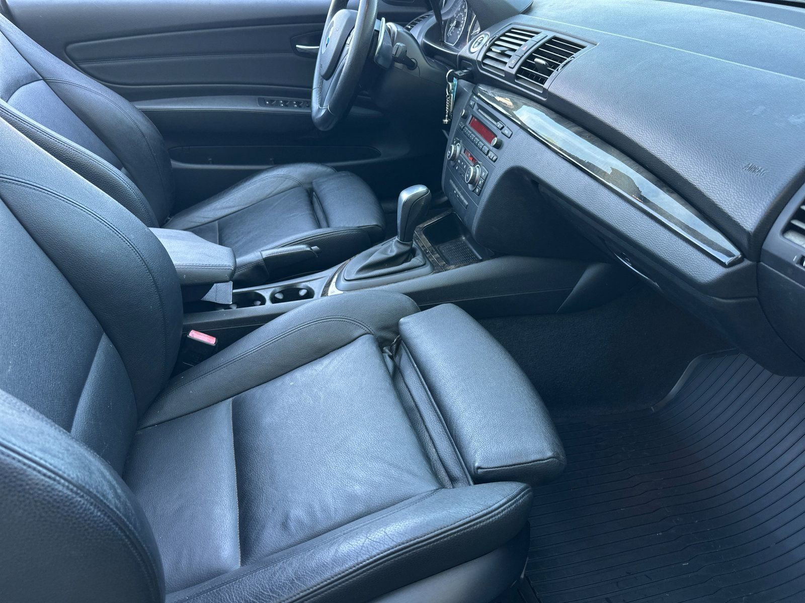 Used 2011 BMW 128i Convertible RWD image 13