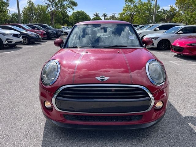 Used 2018 MINI Cooper 2-Door Hardtop FWD image 2