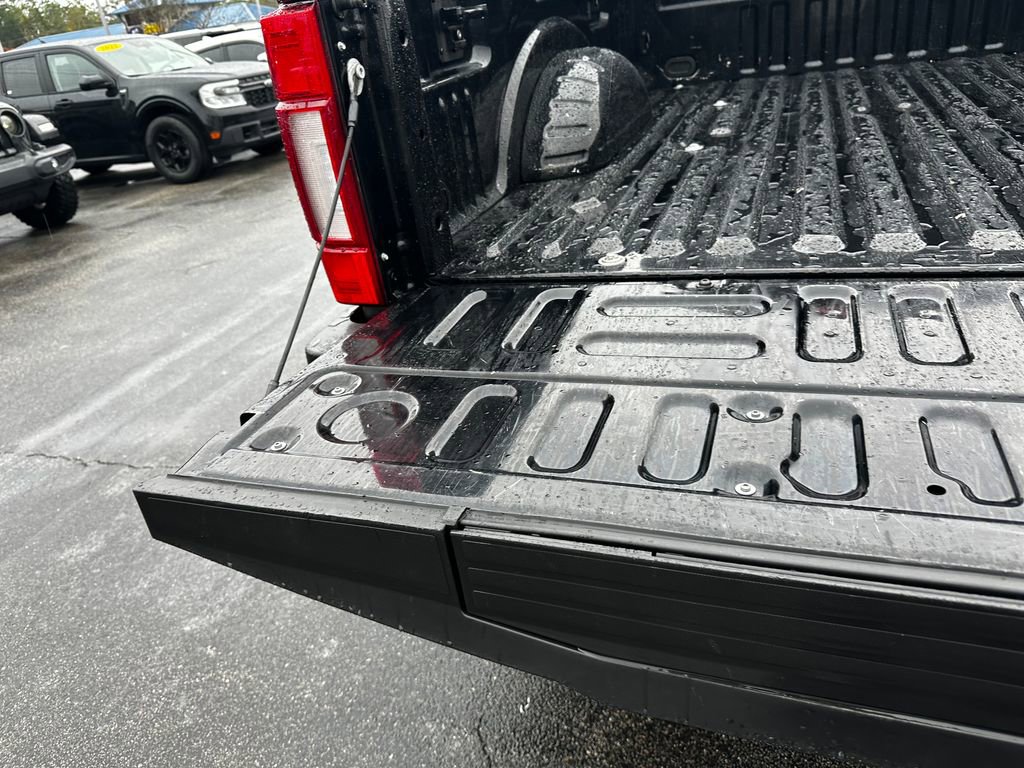 Used 2022 Ford F250 Platinum w/ FX4 Off-Road Package image 48